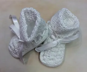 ATKMM01WW Baby Handmade Knit Booties