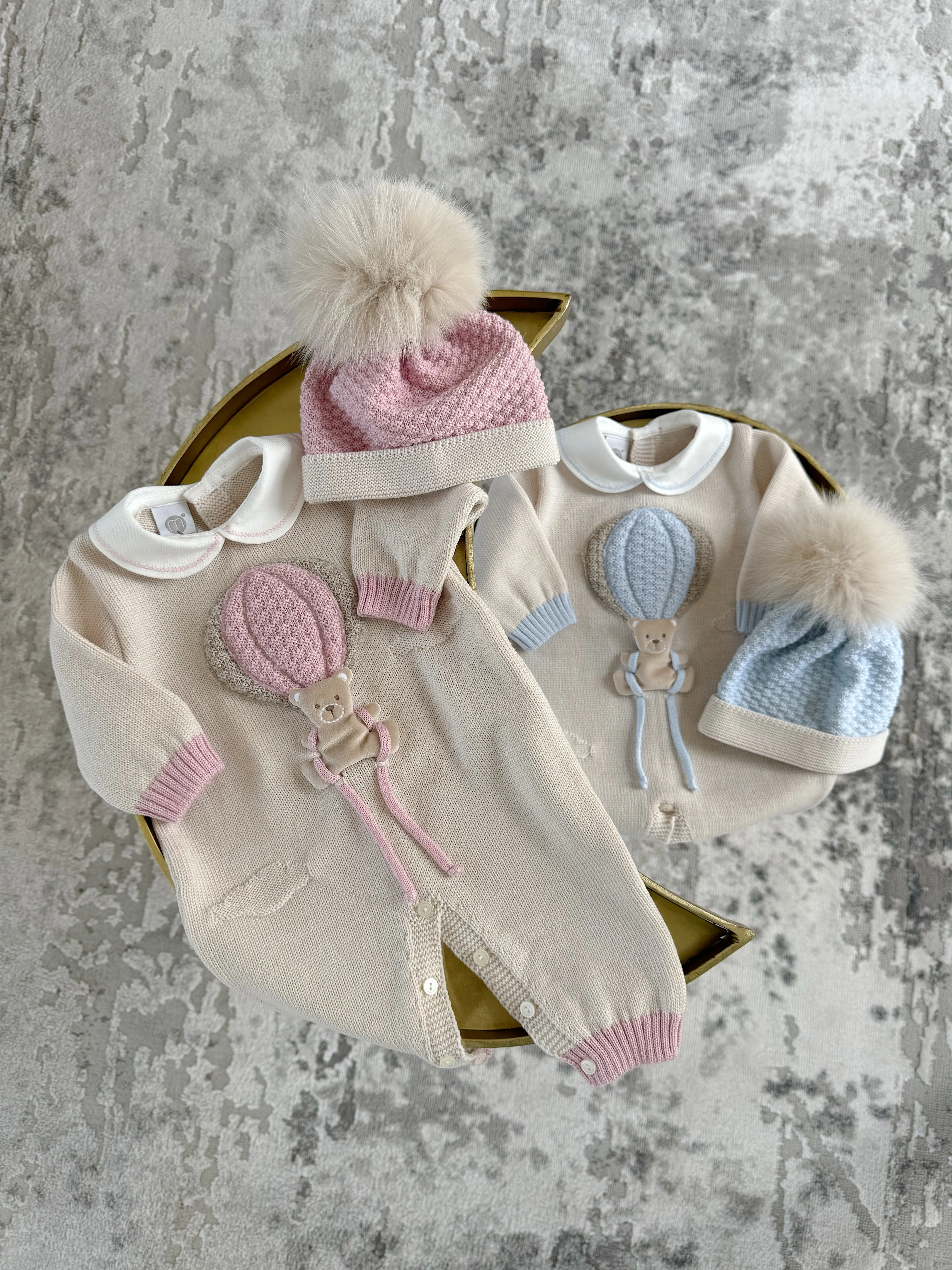 Beautiful knitted Merino Wool Cream/Pink Baby Romper with Bear/Air Ballon details.