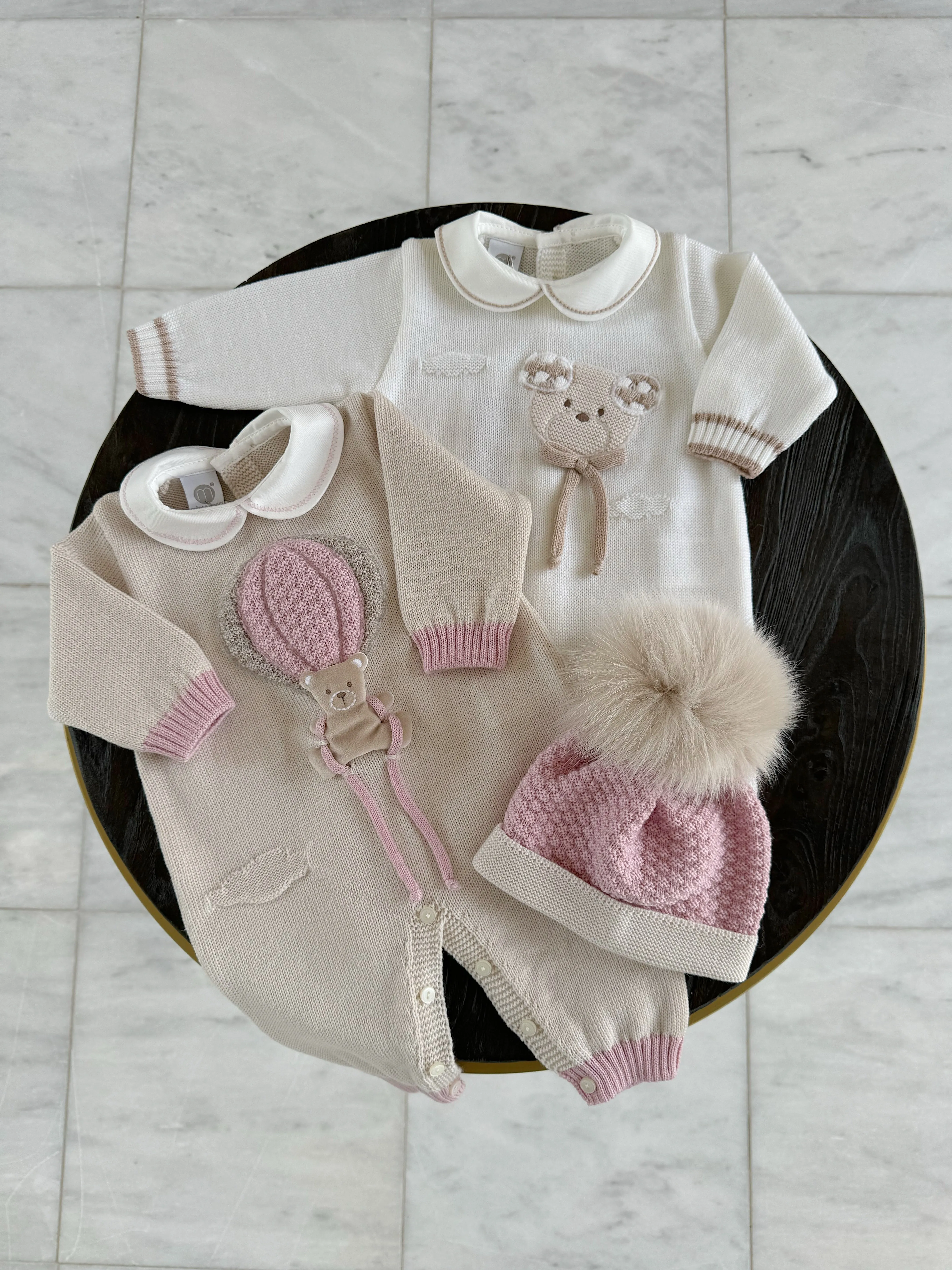 Beautiful knitted Merino Wool Cream/Pink Baby Romper with Bear/Air Ballon details.