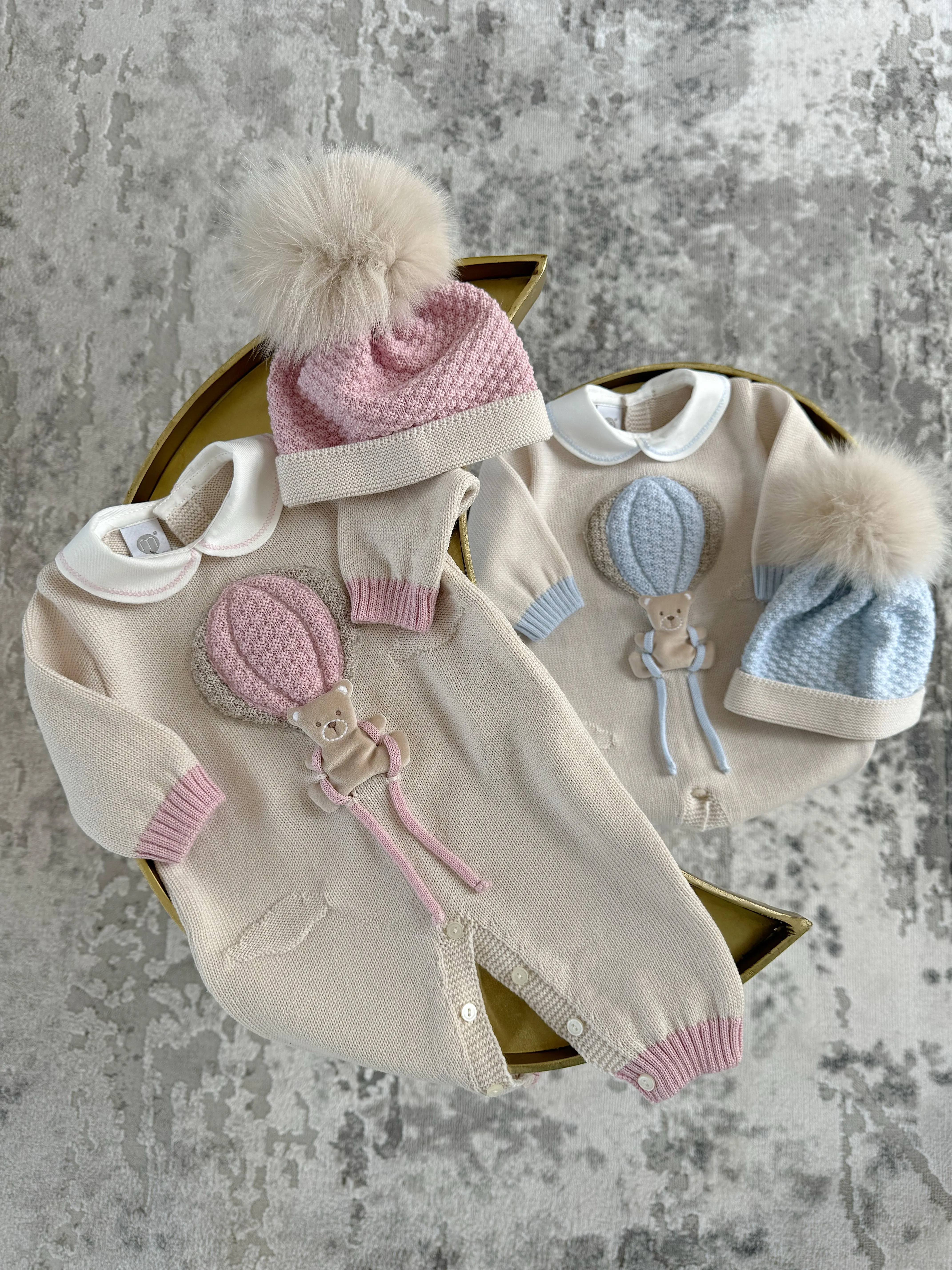 Beautiful knitted Merino Wool Cream/Pink Baby Romper with Bear/Air Ballon details.