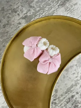 Beautiful knitted Merino Wool Ivory/White Baby Booties with Bow details.