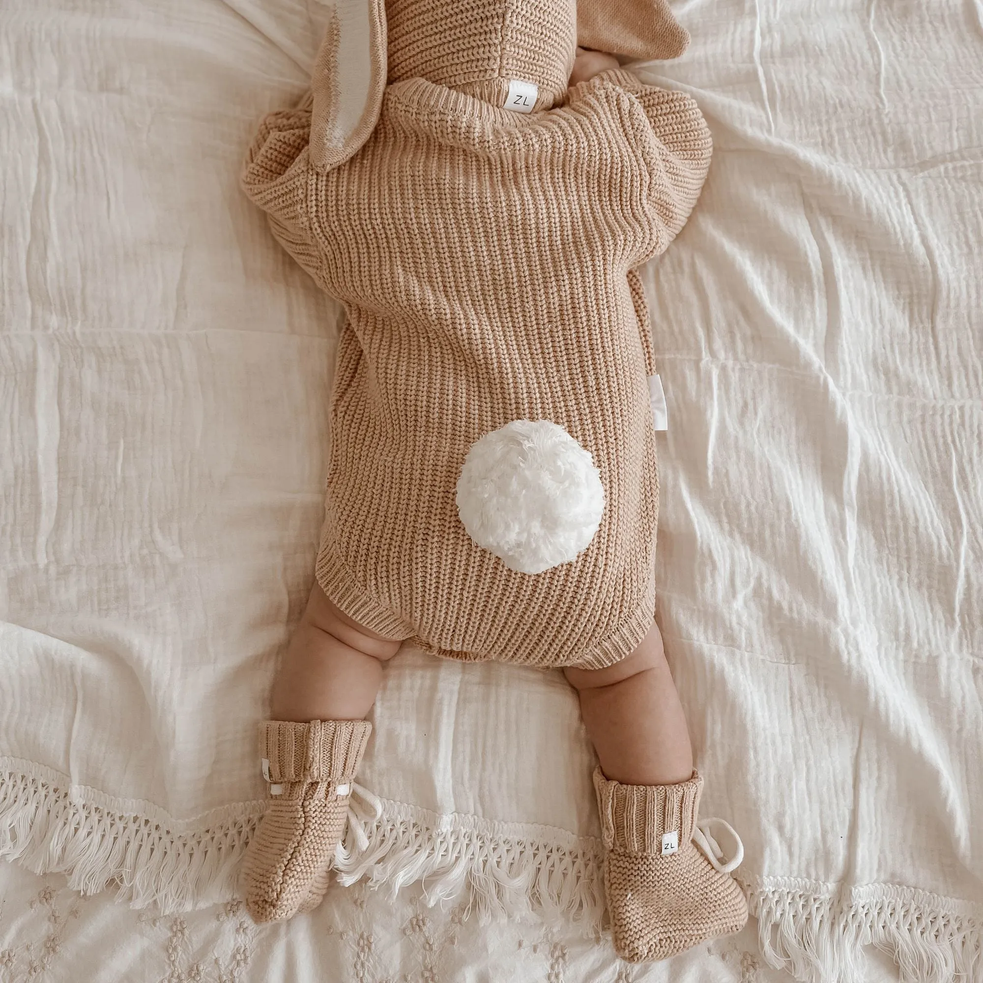 BOOTIES | SAND FLECK/MILK