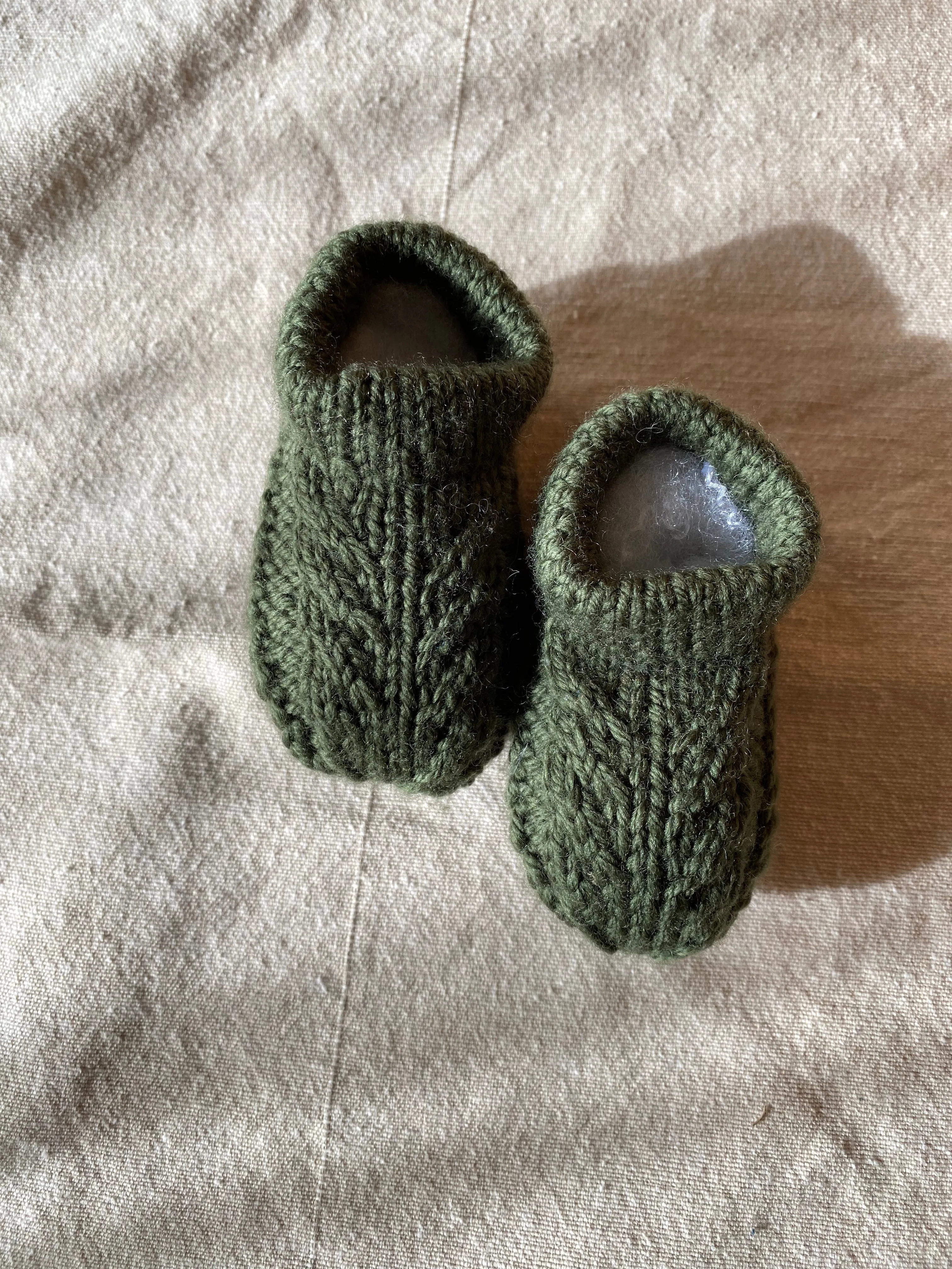 LM Knitted Baby Booties