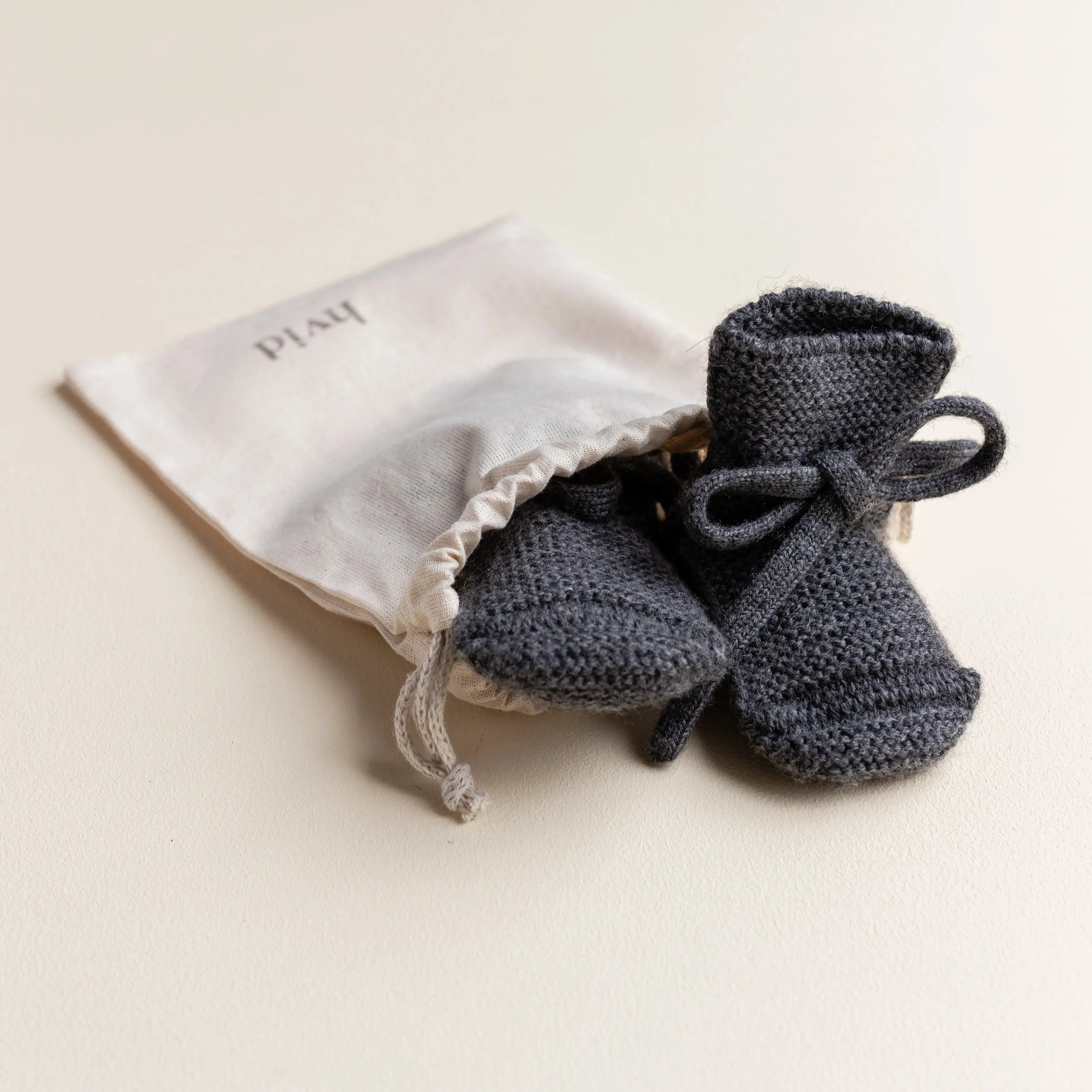 Merino Wool Baby Booties (Charcoal)
