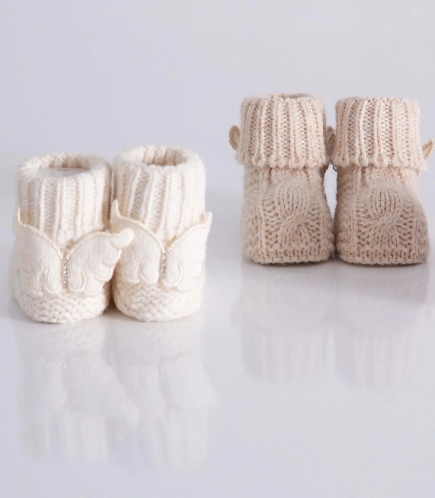 MI LOVES SIGNATURE Knitted Angel Wings BOOTIES(ALL COLOURS)