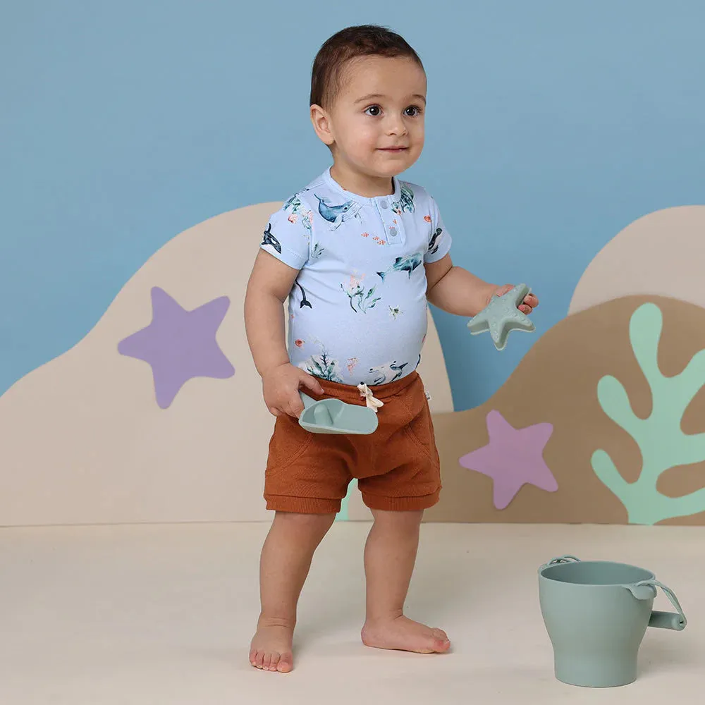 Snuggle Hunny - Organic Short Sleeve Bodysuit - Blue Ocean